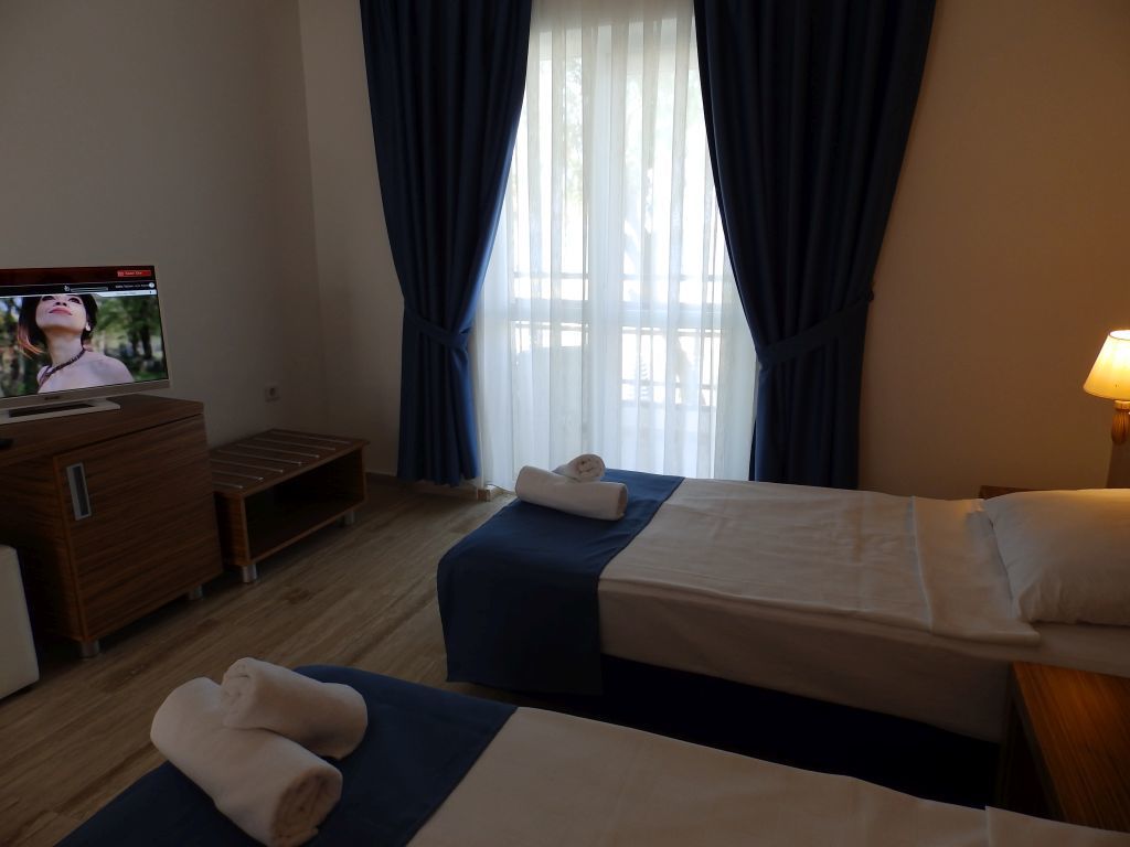 Club Blue White All Inclusive Turgutreis Exterior foto